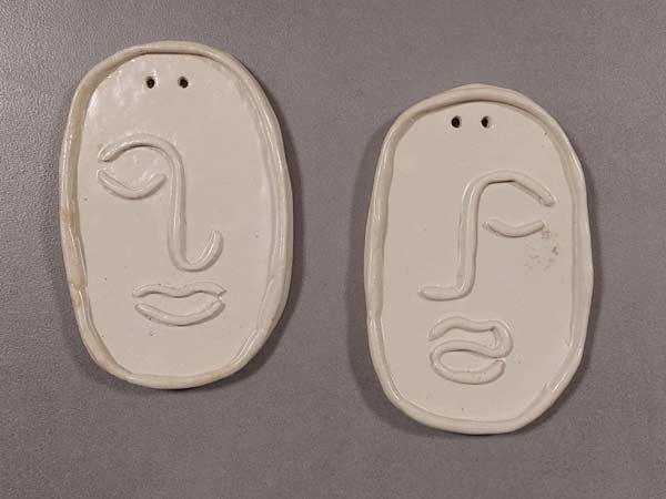 Dekoracja ceramiczna wykonana na warsztatach ceramicznych