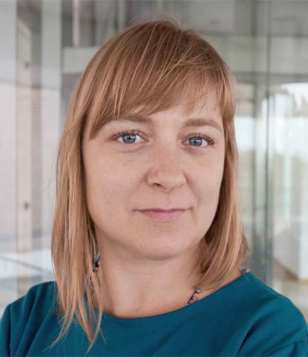 Dominika Lewandowicz instruktorka warsztatów plastycznych w OtwARTej Pracowni Plastycznej