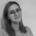 Lidia Wnuk, instruktorka w pracowni plastycznej Otwarta